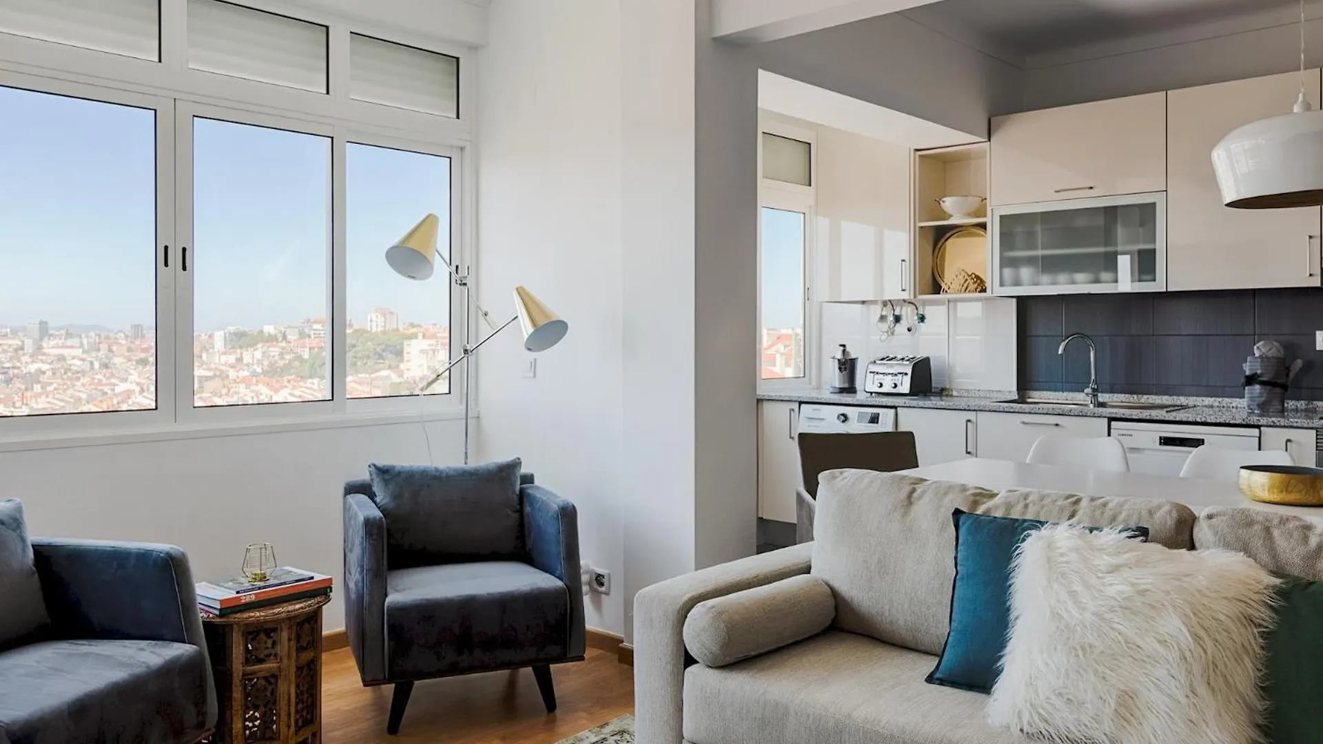 Master Deco Gem In Graca Apartment Lisbon Portugal