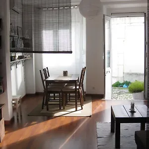 The Back Yard Nest Lisbon